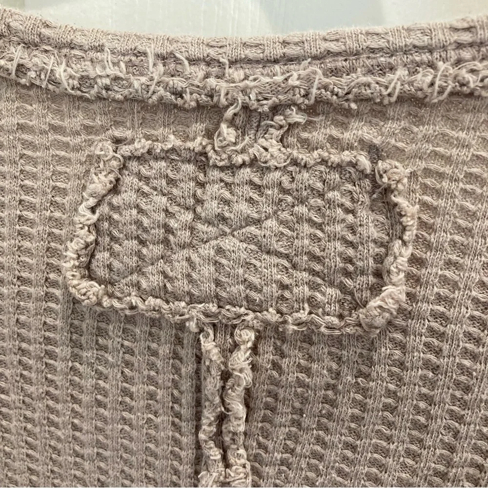 Free People We the Free small thermal thumbhole top - Picture 6 of 13